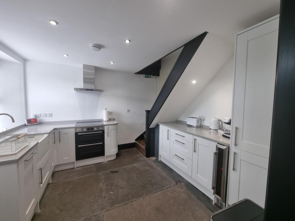 Luxurious Cottage With Hot Tub, Lake District Duddon Exterior foto